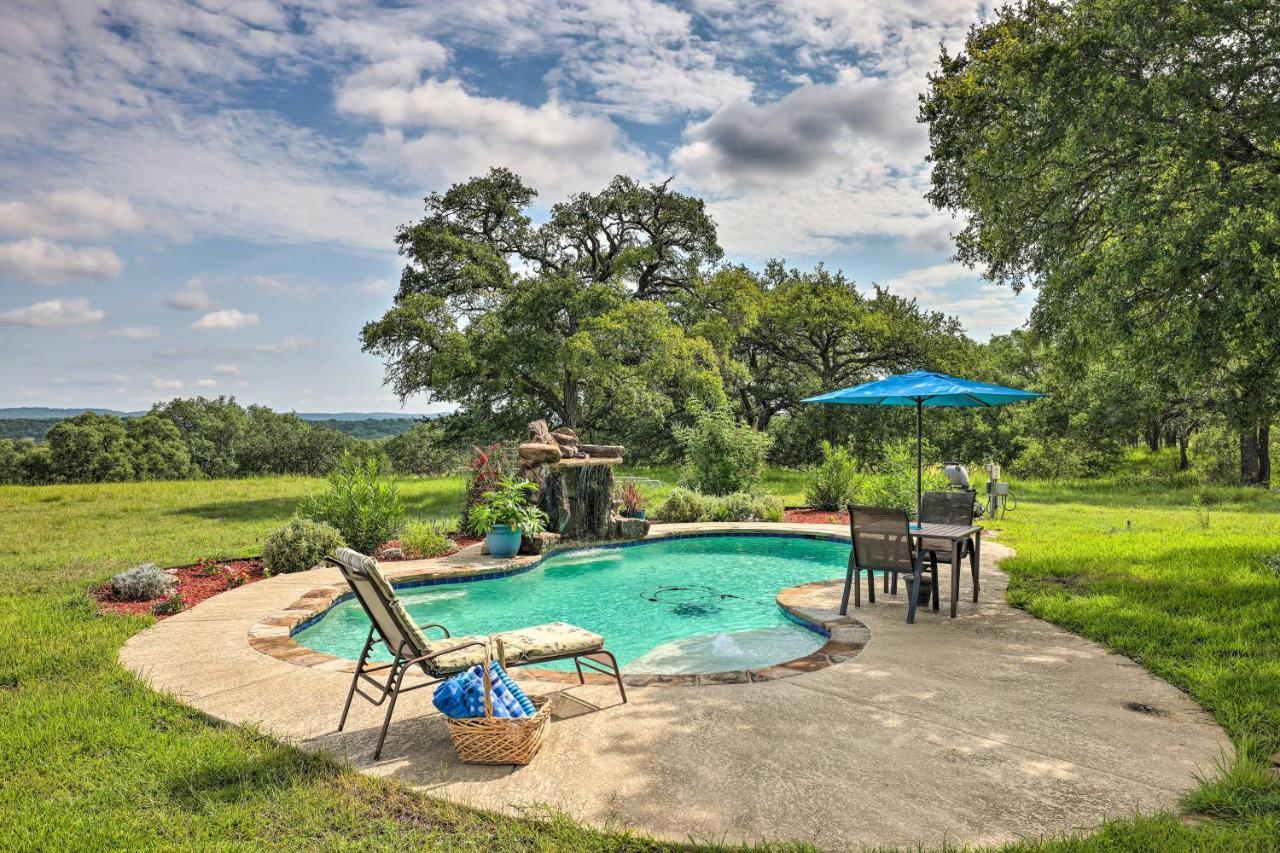 Cozy Spring Branch Cottage In Hill Country! Bagian luar foto