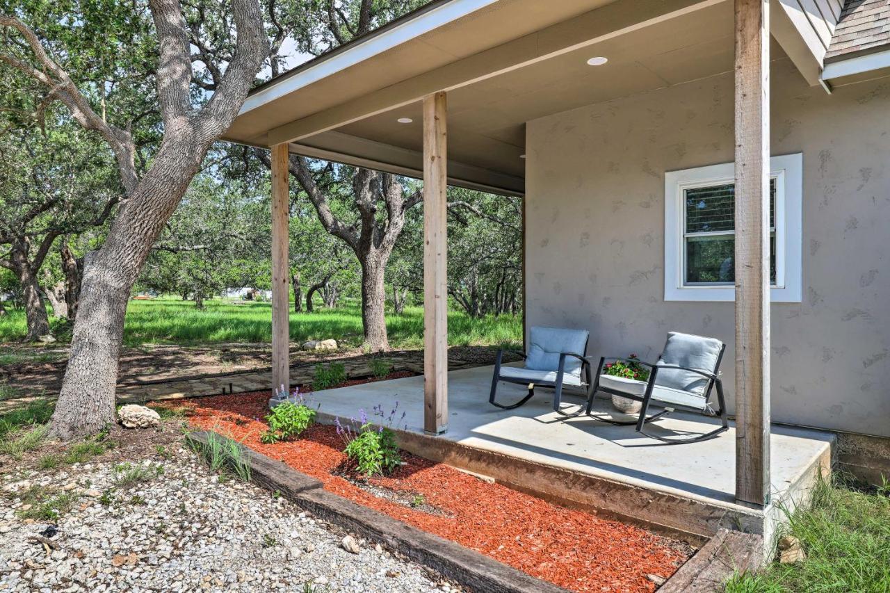 Cozy Spring Branch Cottage In Hill Country! Bagian luar foto